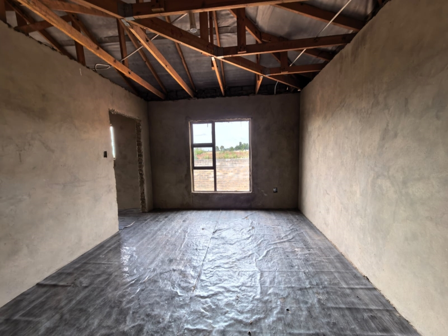 5 Bedroom Property for Sale in Parys Free State